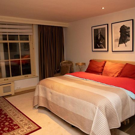 Red Light District B & B Canal View Амстердам Екстериор снимка