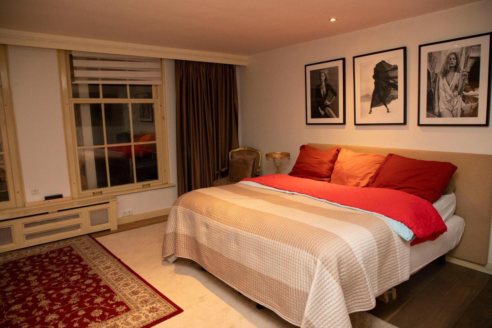Red Light District B & B Canal View Амстердам Екстериор снимка