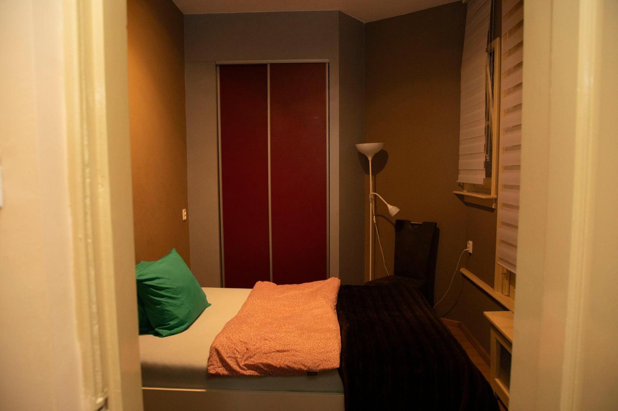 Red Light District B & B Canal View Амстердам Екстериор снимка